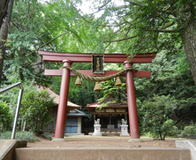 写真：十二天神社鳥居