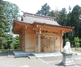 写真：下溝八幡宮社殿