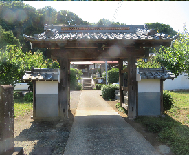 写真：勝源寺山門