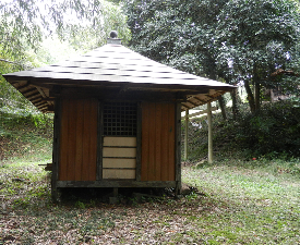 写真：日應寺本堂